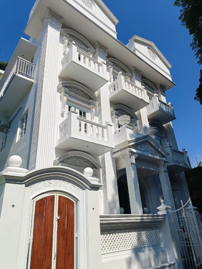 Elzas Fort Inn Kochi Eksteriør billede